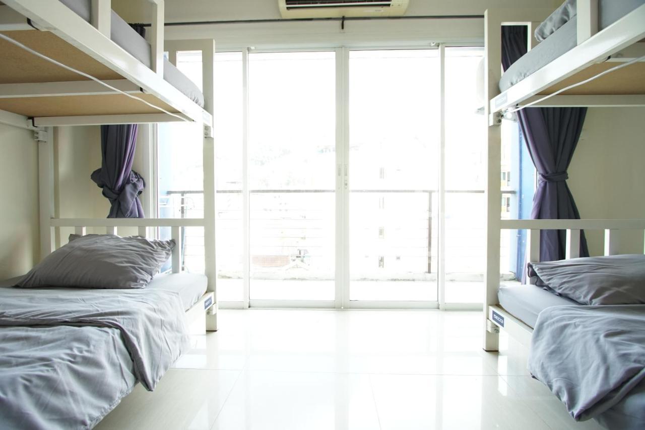 Bedbox Guesthouse And Hostel Patong Exteriér fotografie
