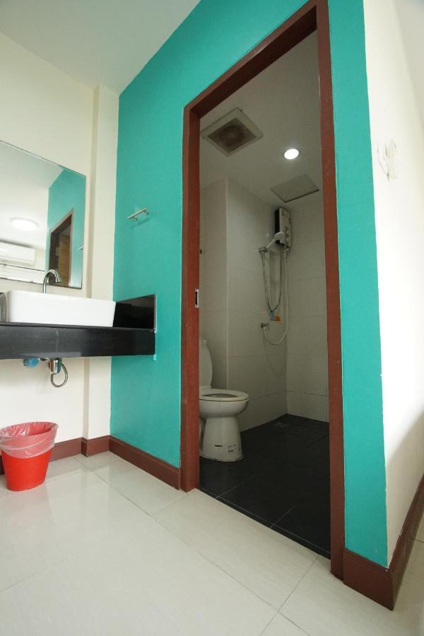 Bedbox Guesthouse And Hostel Patong Exteriér fotografie