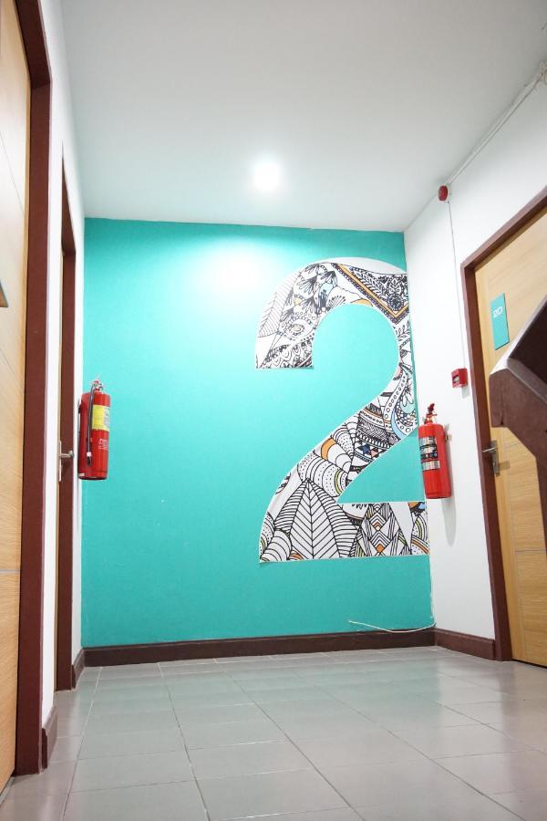 Bedbox Guesthouse And Hostel Patong Exteriér fotografie