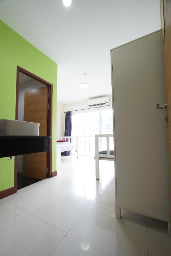 Bedbox Guesthouse And Hostel Patong Exteriér fotografie