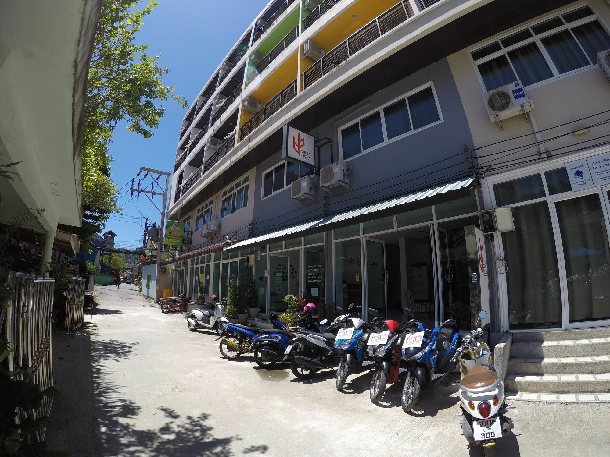 Bedbox Guesthouse And Hostel Patong Exteriér fotografie