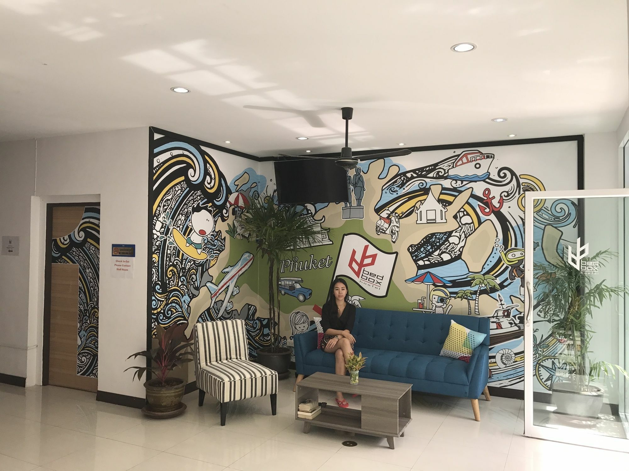 Bedbox Guesthouse And Hostel Patong Exteriér fotografie